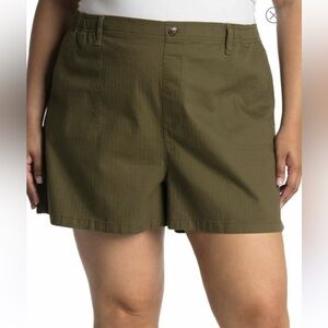 Madewell - medium - Olive Green camp pull on shorts